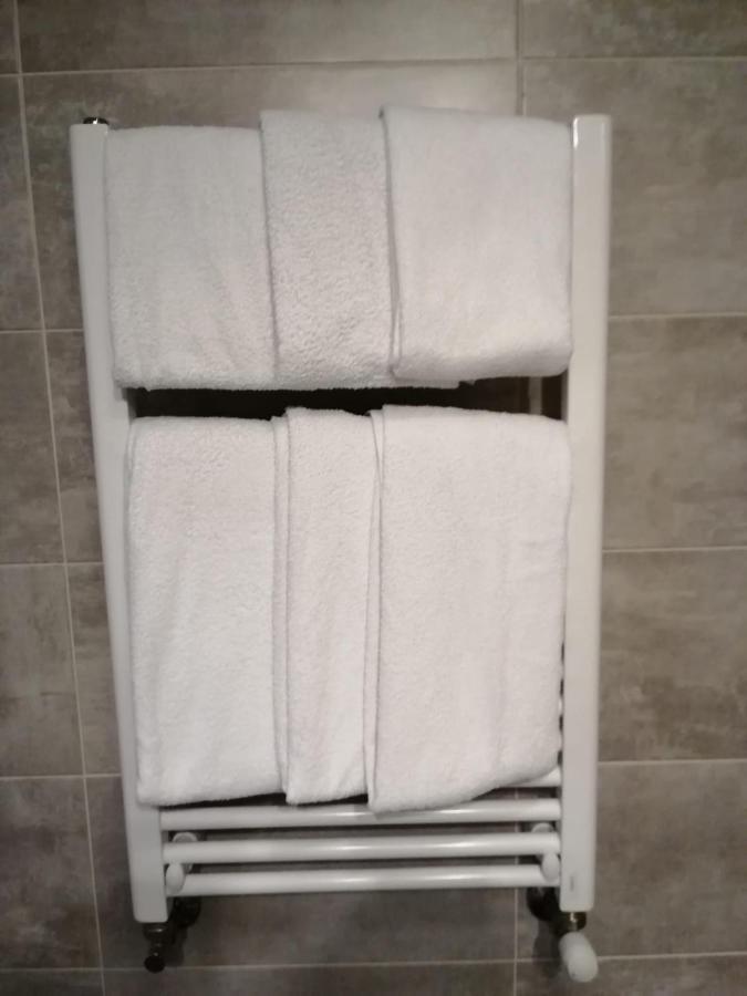א-קורוניה Hostal Mara מראה חיצוני תמונה