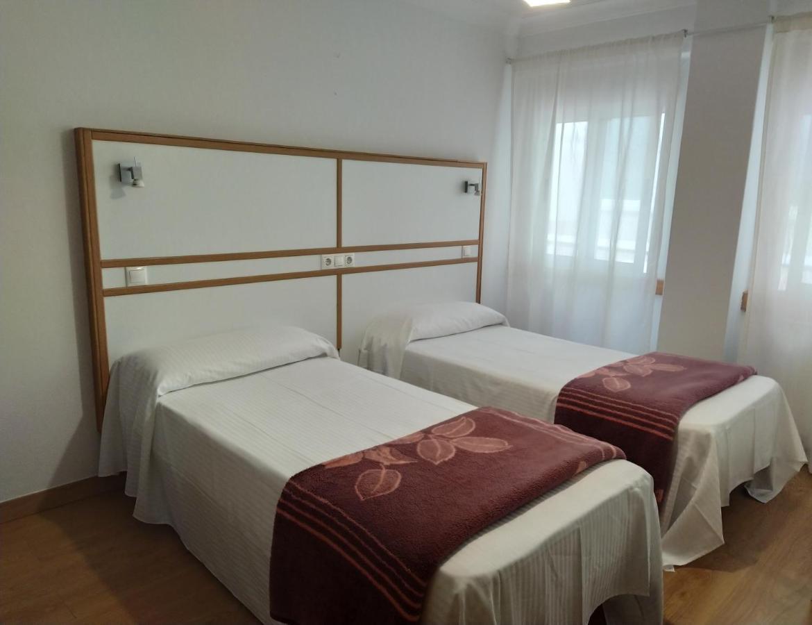 א-קורוניה Hostal Mara מראה חיצוני תמונה