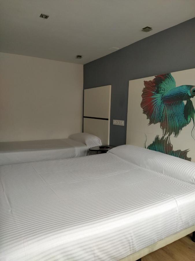 א-קורוניה Hostal Mara מראה חיצוני תמונה