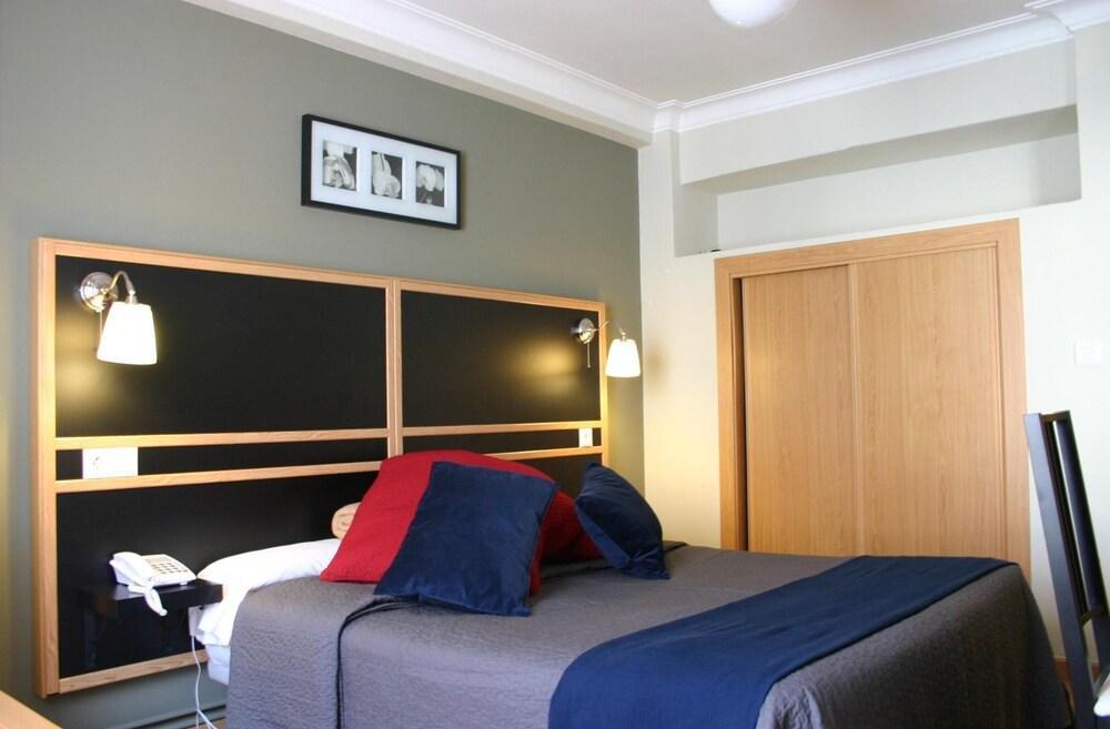 א-קורוניה Hostal Mara מראה חיצוני תמונה